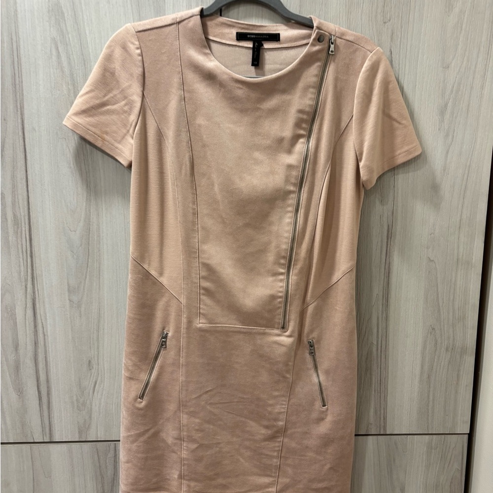 BGBG Blush Pink Short-Sleeve Suede Dress with Zip